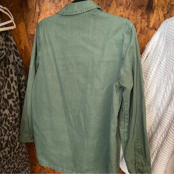 Green Lightweight Shacket - Picture 6 of 6